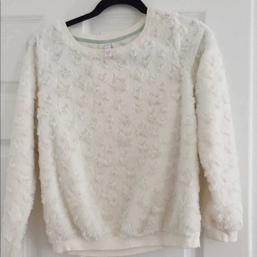 Super comfortable and cute fuzzy long sleeve